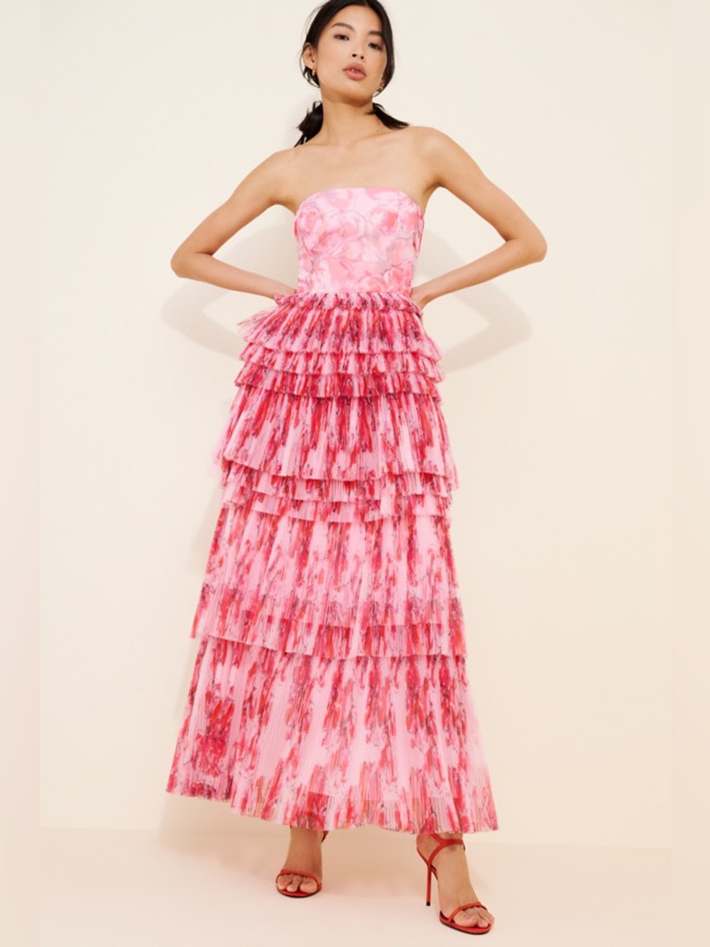 Hutch
Outline Floral Tiered Strapless Maxi Dress - Picture 4 of 16